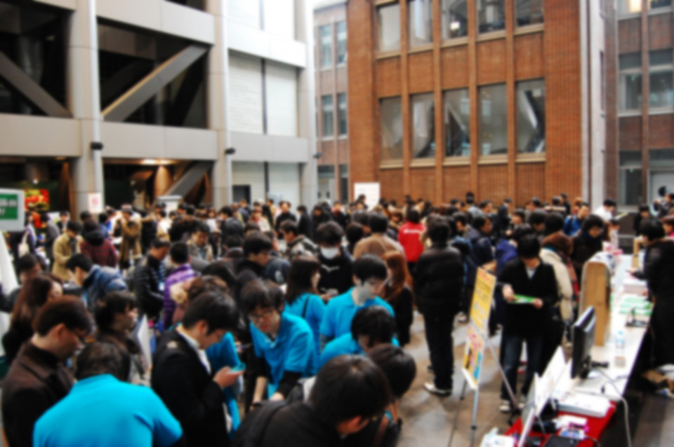 霧雨にも負けない熱気 ABC 2012 Spring開幕の画像
