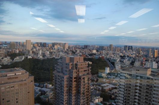 アプリゲット編集長のみやげ旅　祝移転株式会社コロプラ編