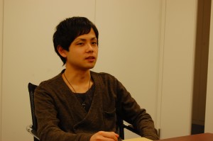 宮内氏