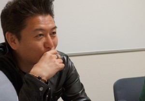 瀬川氏