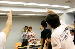 ポスター争奪じゃんけん大会の様子