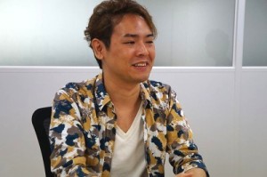 國井氏