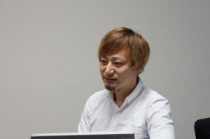 チュートリアル突破率は90%! ついに登場したスマホ専用RPGチェインクロニクルは、意外にも10数人の少数チームで作っていた！の画像