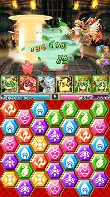 これは相手のターン。思わずミスれ！と祈ってしまう。