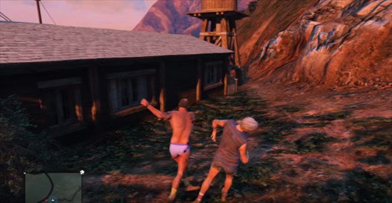 121104