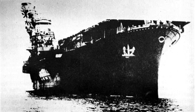 Japanese_aircraft_carrier_Hiyo