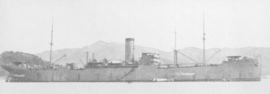 IJN_supply_ship_MAMIYA_around_1930
