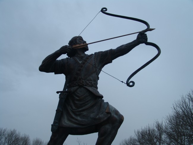 画像出典：https://ja.wikipedia.org/wiki/アーラシュ (イラン神話)