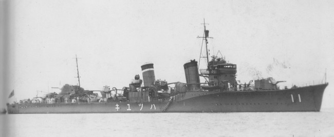 画像出典：https://ja.wikipedia.org/wiki/初雪 (吹雪型駆逐艦)