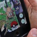 偉大なる美人発明家!?ポケモンGOをハンズフリーで遊ぶための斬新すぎる発明品!【ポケモン噂の事件簿168】の画像