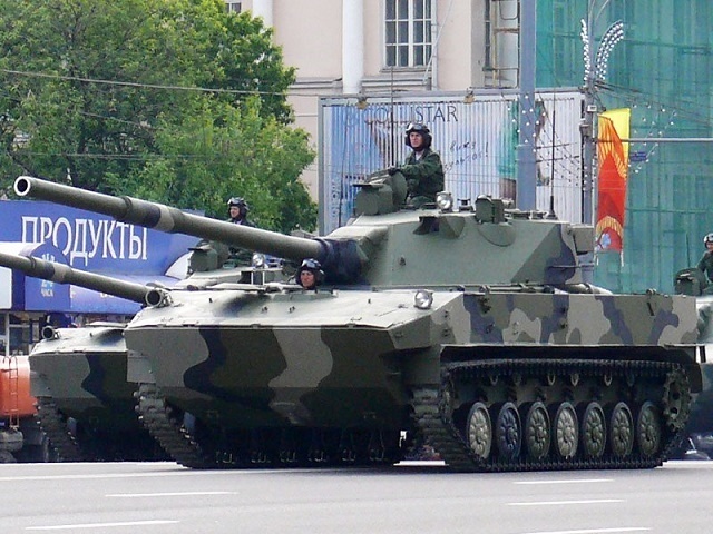 2S25スプルート-SD 画像出典：https://ja.wikipedia.org/wiki/2S25スプルート-SD_125mm対戦車自走砲