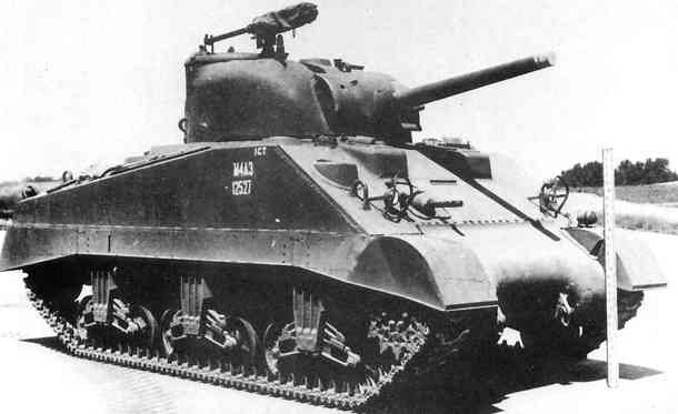 M4A3中戦車 画像出典：http://military.sakura.ne.jp/army/us_mt-m4.htm