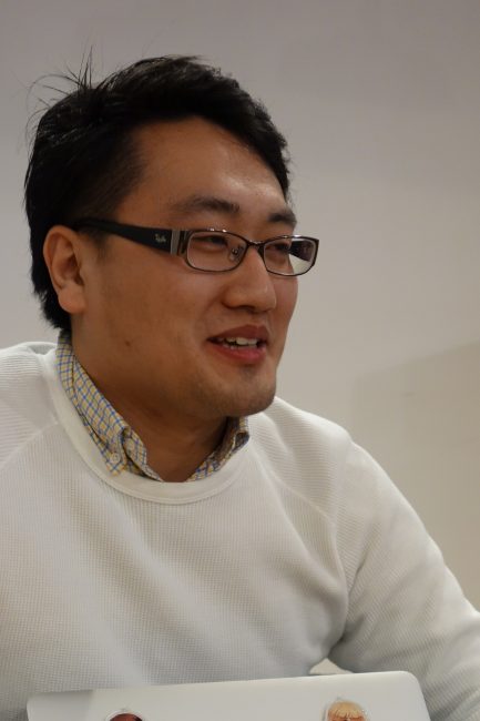 「隙あらば面白いことをしたい。」自分らしさを出して戦う佐藤氏。